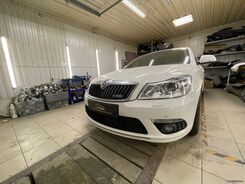 Skoda Octavia A5 с AFS| Установка bi led линз, полировка стекол,