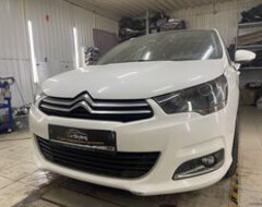 Citroen C4 Черные фары и глаз дьявола