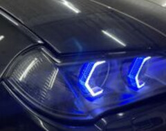 BMW X3 тюнинг фар, замена ангельских глазок