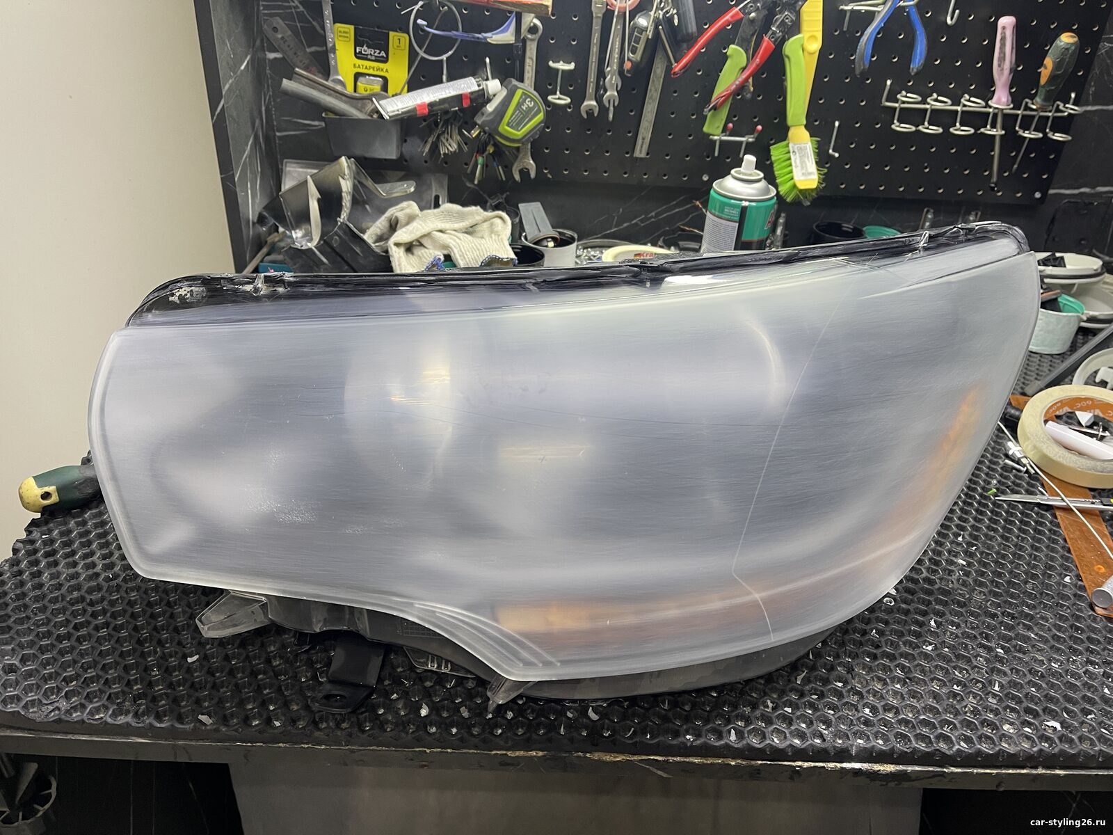Citroen C4 Установка Bi Led линз
