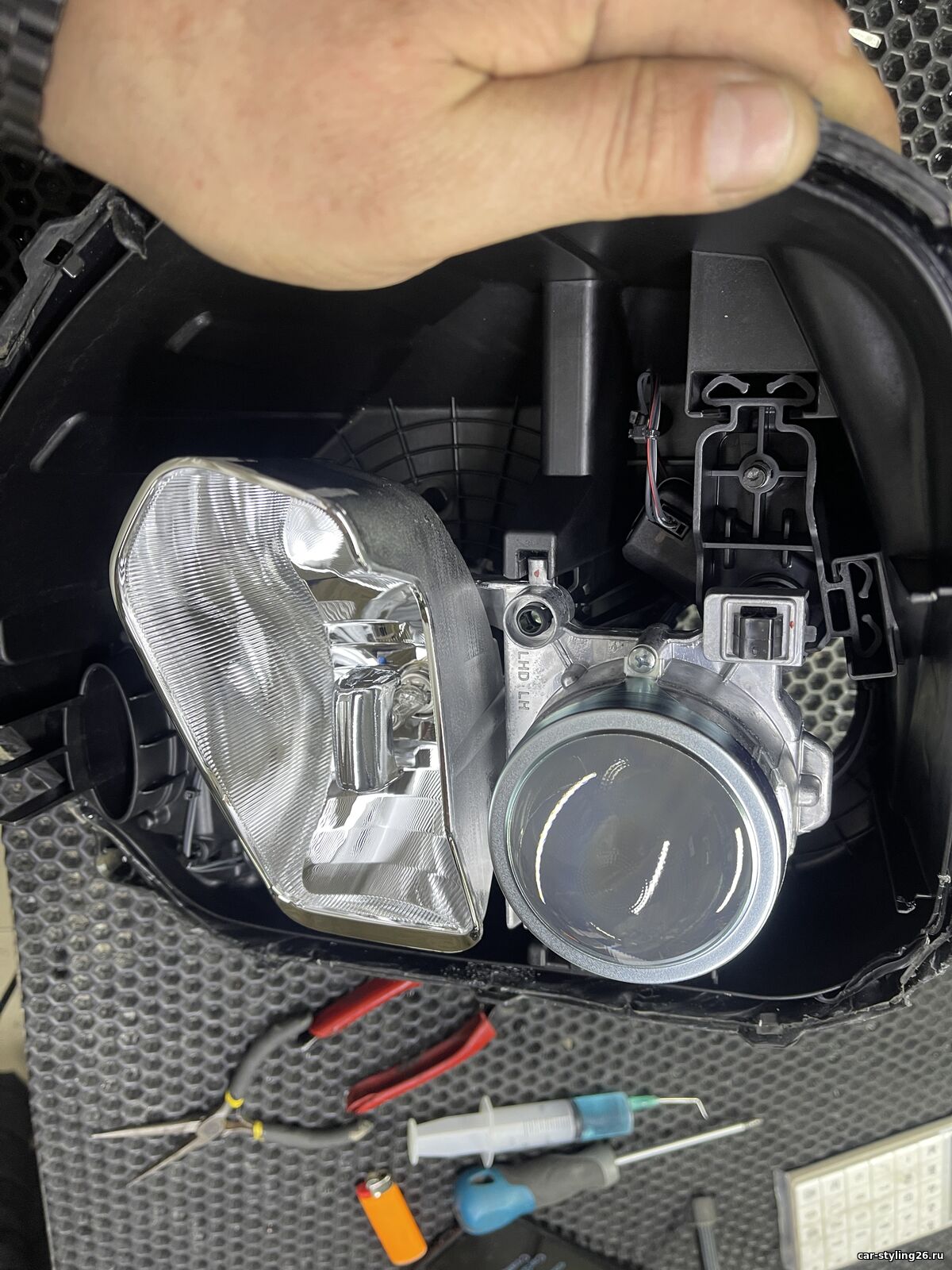 Hyundai Santa Fe 4 | Установка Bi - Led линз